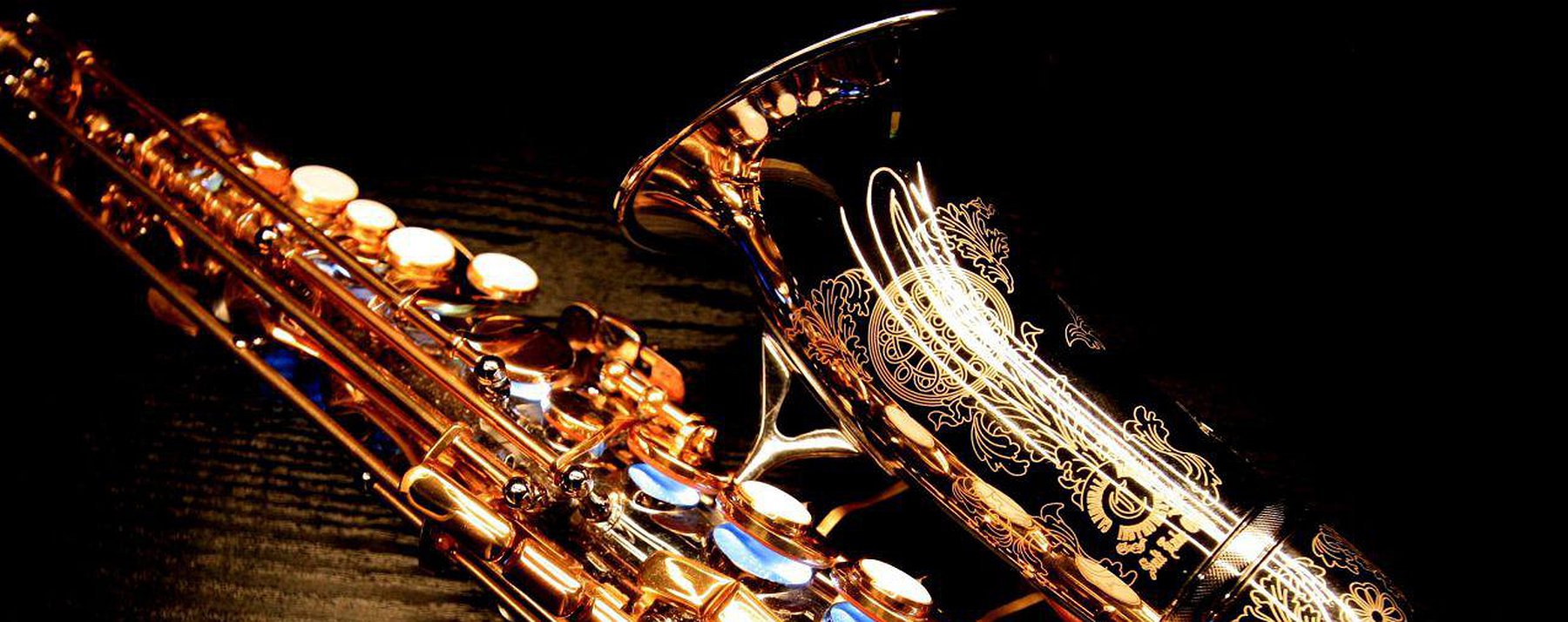 Саксофон 6. Саксофон. Золотой саксофон. Саксофон деревянный духовой музыкальный инструмент. Саксофон фото.
